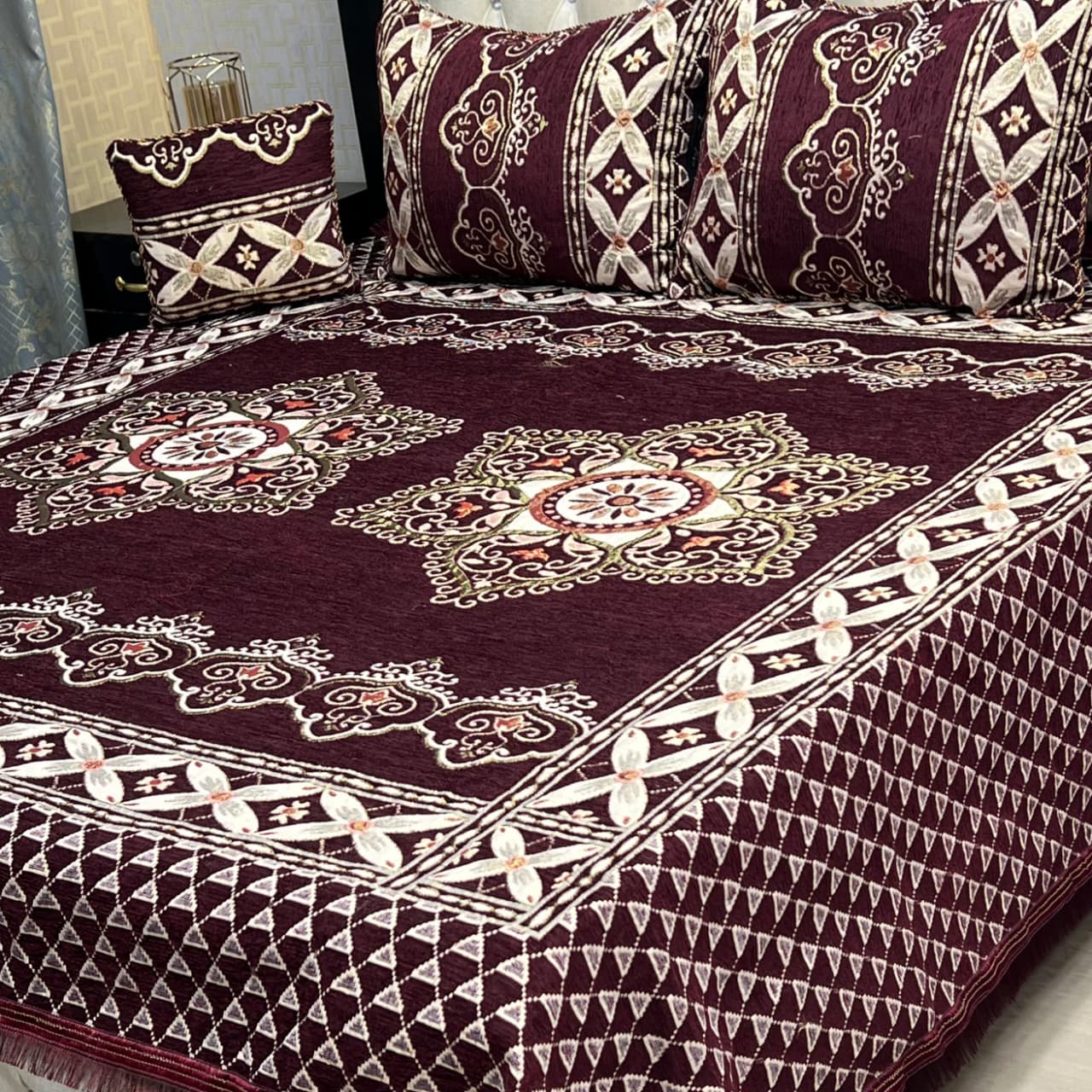 PREMIUM 4PC VELVET JAQUARD BEDSHEET