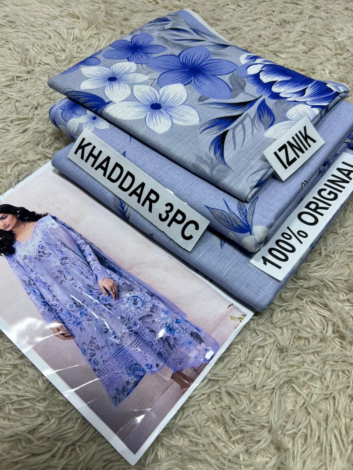 PREMIUM IZNIK KHADDAR 3 PIECEC SUIT