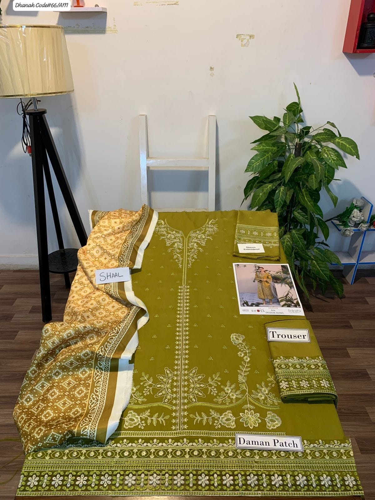 PREMIUM EMBROIDERED DHANAK UNSTITCHED 3PC SUIT