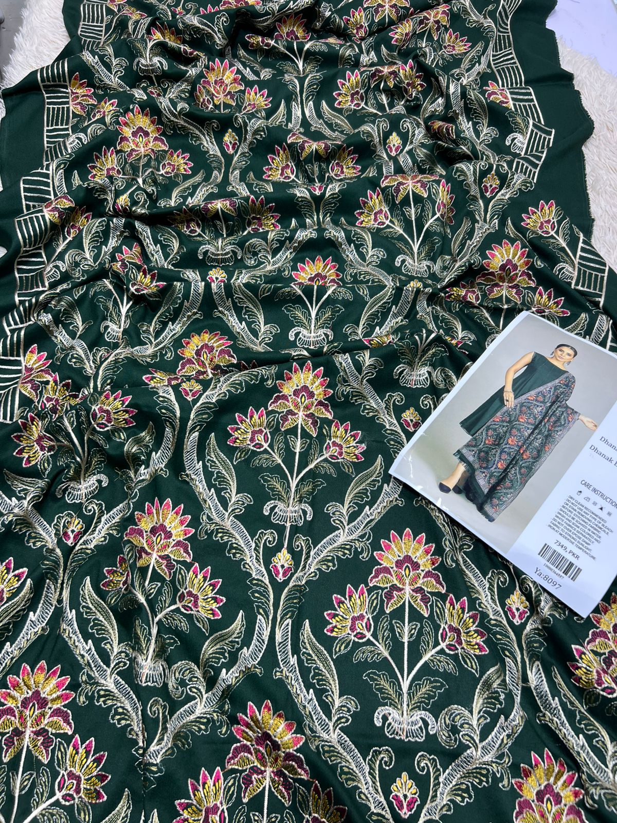 PREMIUM BAREEZE 3 PIECE DHANAK EMBROIDERED UNSTITCHED SUIT