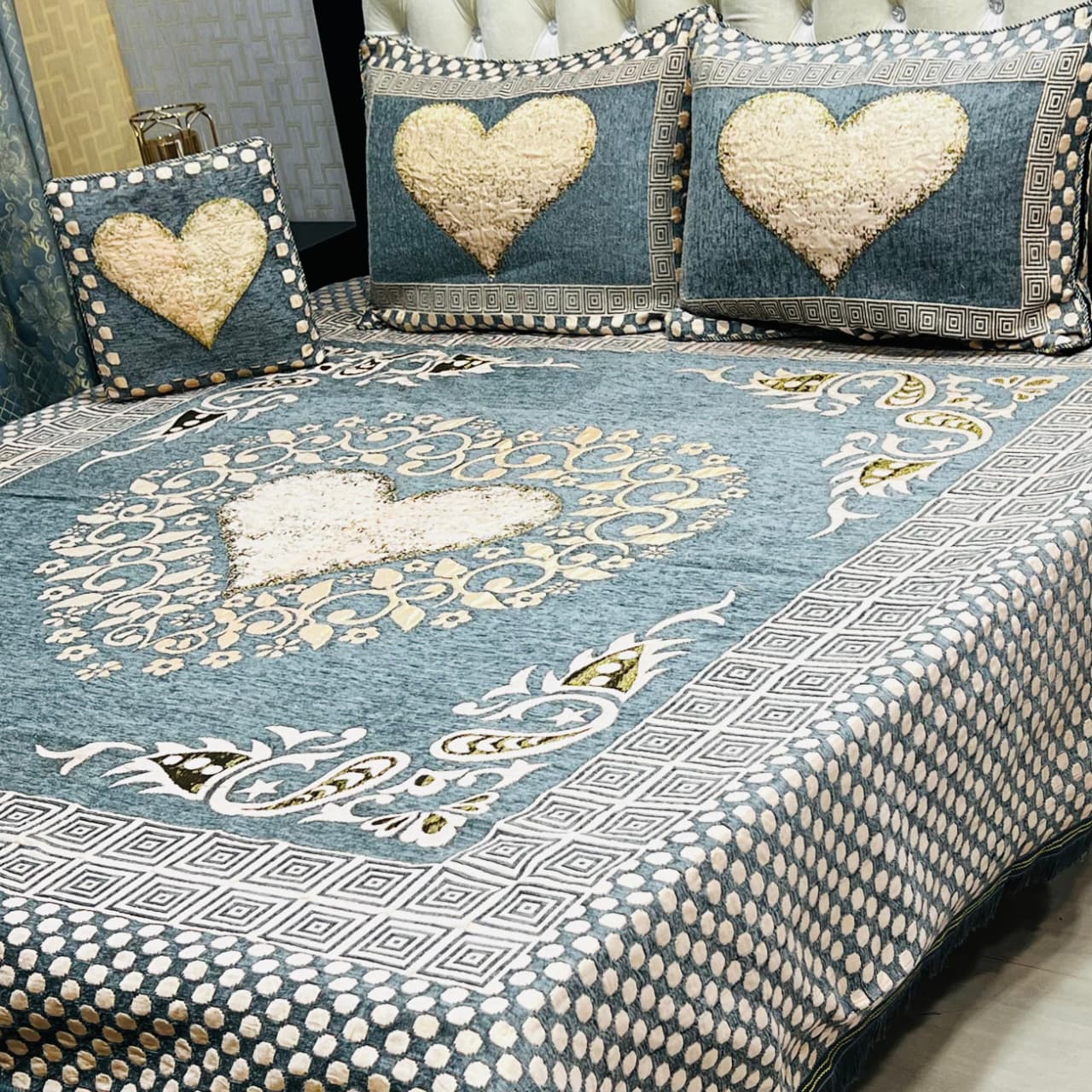 PREMIUM 4PC VELVET JAQUARD BEDSHEET