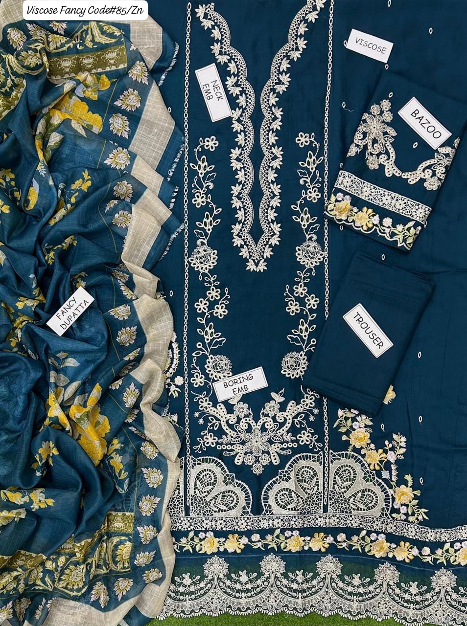 VISCOSE | PREMIUM 3 PIECE EMBROIDED UNSTITCHED WINTER SUIT